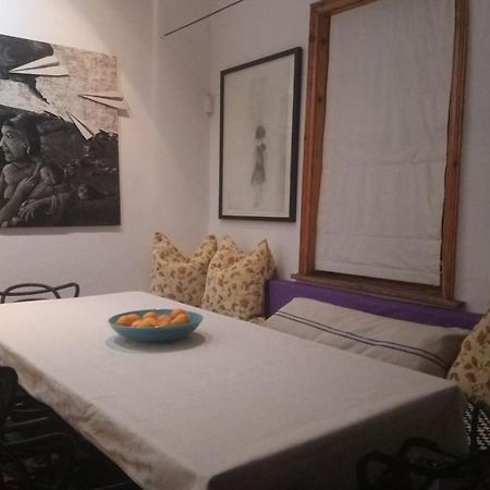 Black Cottage Smithfield Екстер'єр фото