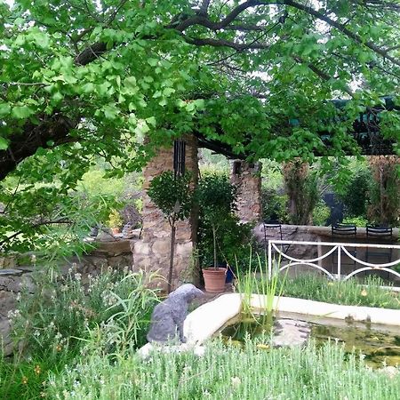 Black Cottage Smithfield Екстер'єр фото