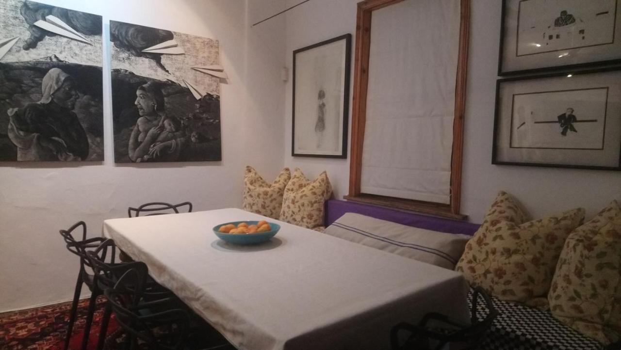 Black Cottage Smithfield Екстер'єр фото