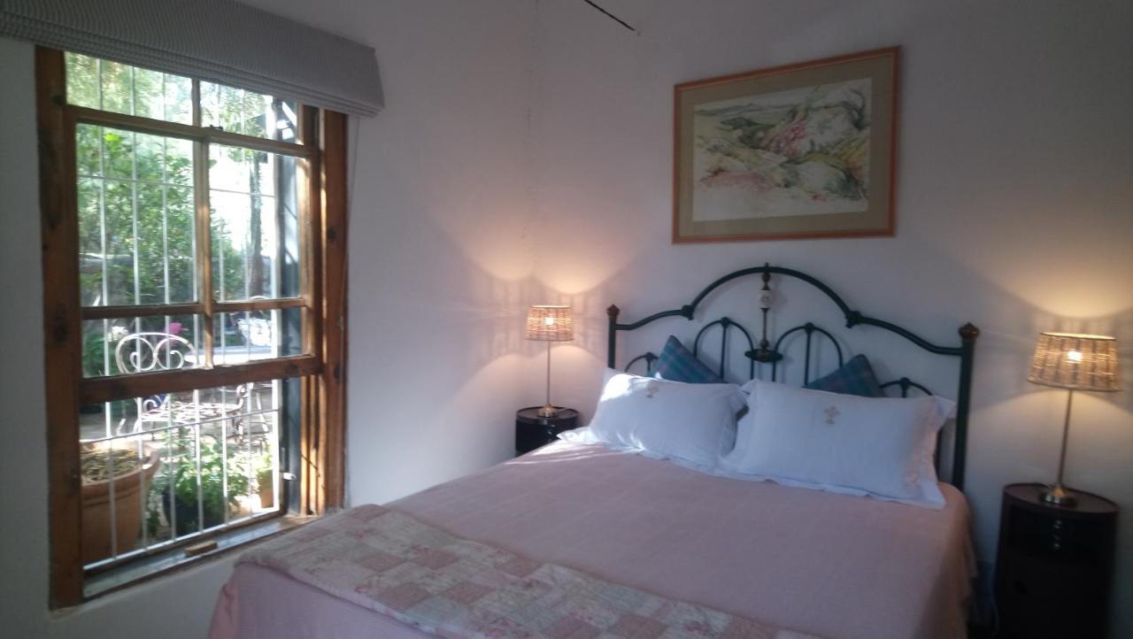 Black Cottage Smithfield Екстер'єр фото
