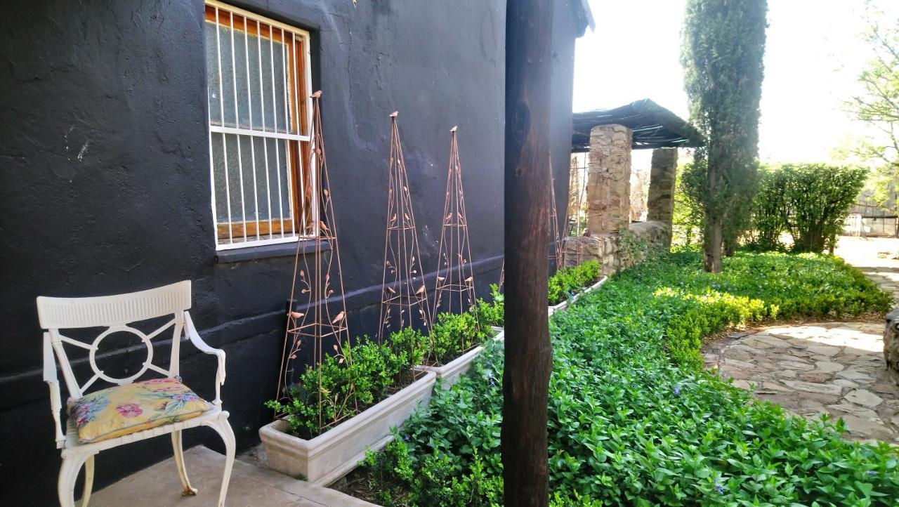 Black Cottage Smithfield Екстер'єр фото